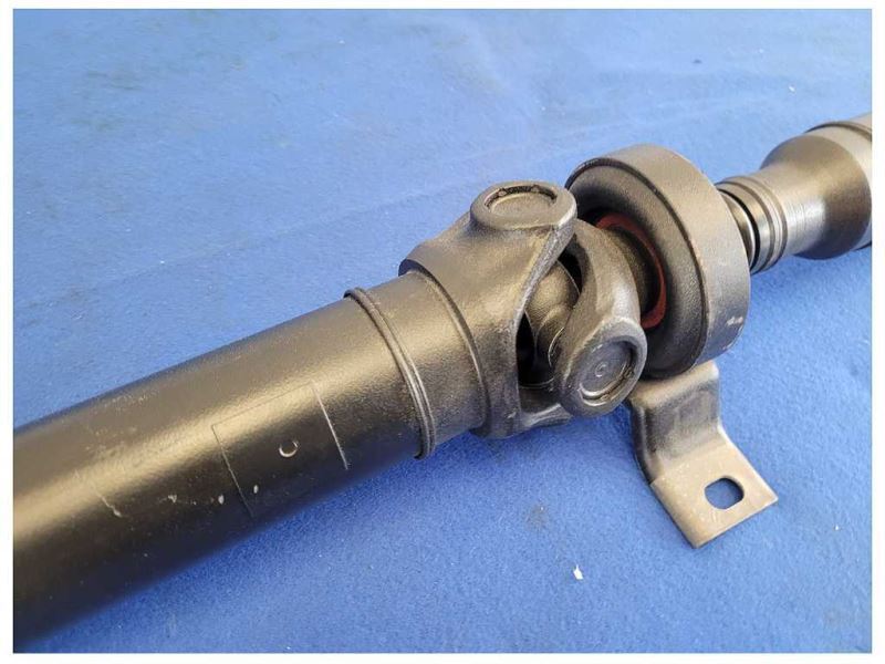 2018-2020 Chevrolet Camaro SS 6.2L Driveshaft Automatic Transmission A/T C124 - The Parts Farm