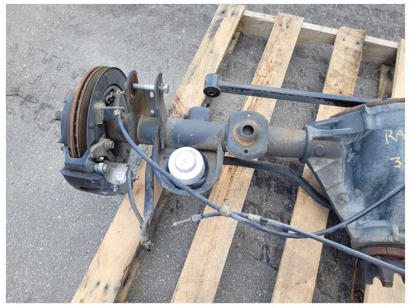 2003-2006 Chevrolet SSR Pickup Truck Rear Suspension Axle Differential 2432 - The Parts Farm
