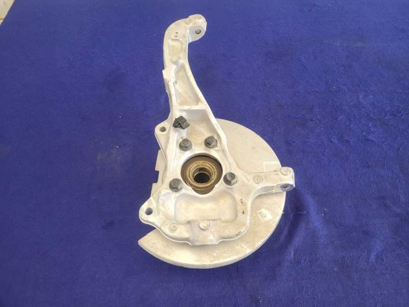 2019-2021 Chevrolet Silverado RST 6.2L 4x4 Driver Front Spindle Knuckle Hub 2099 - The Parts Farm