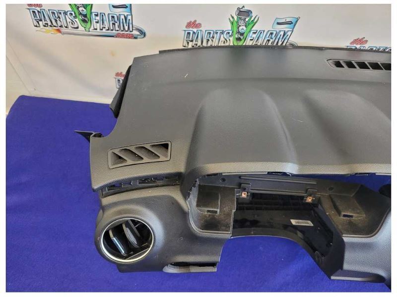 2010-2011 Chevrolet Camaro SS Dash Panel Premium Audio System UQ3 2332 - The Parts Farm