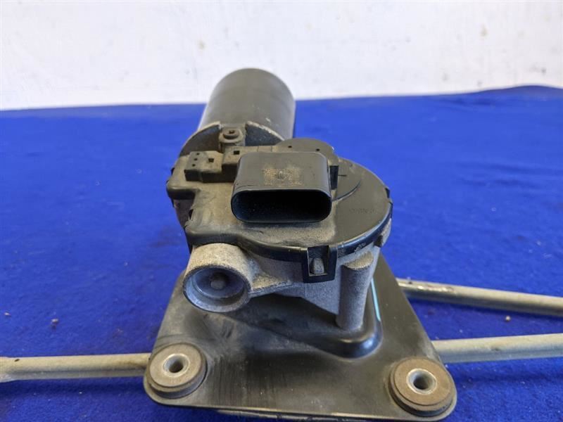 1999-2004 Ford Mustang Cobra SVT DOHC 4.6L Windshield Wiper Arm Blade Wipe - The Parts Farm