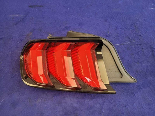 2018-2023 Ford Mustang GT S550 Driver Left LH Tail Light Lamp Brake Lens 2214 - The Parts Farm