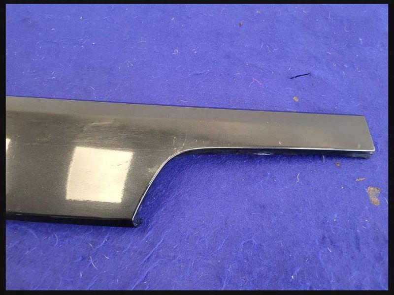 2014-2017 Jeep Grand Cherokee SRT8 6.4L Rear Decklid Emblem Molding Trim - The Parts Farm