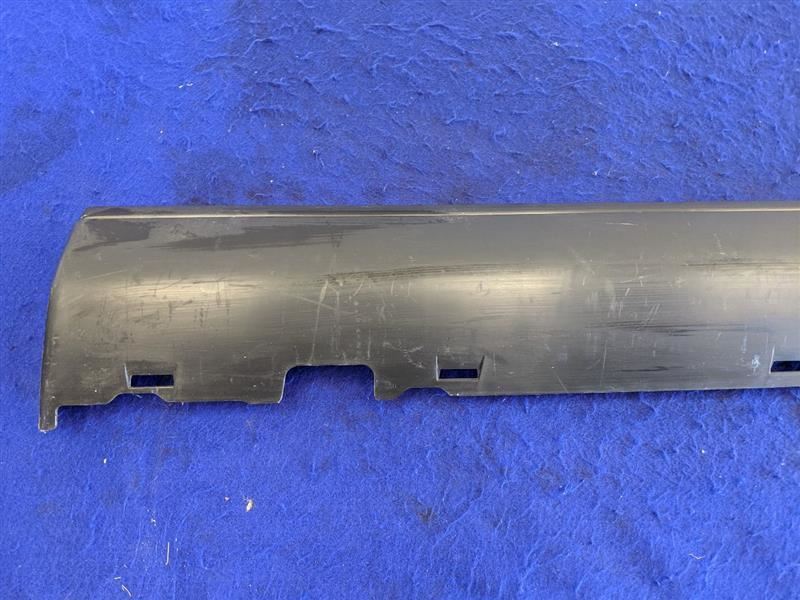 2005-2009 Ford Mustang GT Passenger Right RH Rocker Panel Moulding NEW TAKE OFF - The Parts Farm