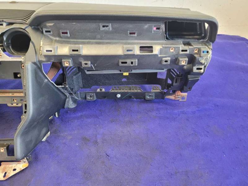 2015-2017 Ford Mustang GT S550 Dash Panel Board No Gauge Pack Vent Bezel Trim - The Parts Farm