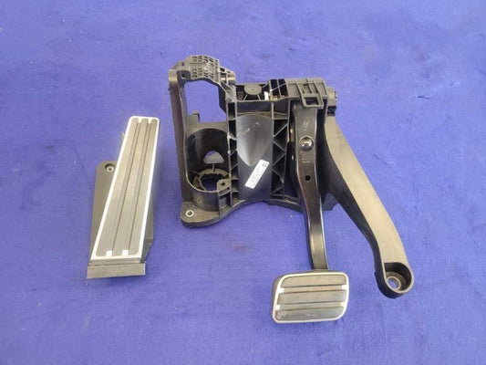 2017 Porsche 911 Turbo 991 Pedal Assembly Brake Dead Pedal No Clutch 2421