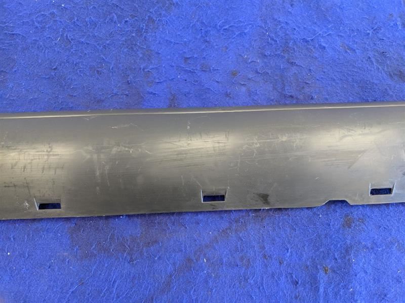 2005-2009 Ford Mustang GT Passenger Right RH Rocker Panel Moulding NEW TAKE OFF - The Parts Farm