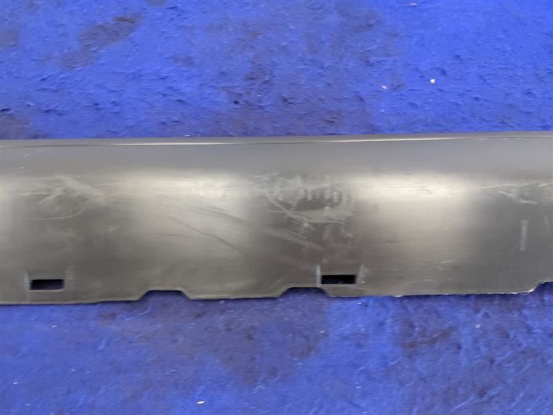 2005-2009 Ford Mustang GT Passenger Right RH Rocker Panel Moulding NEW TAKE OFF - The Parts Farm