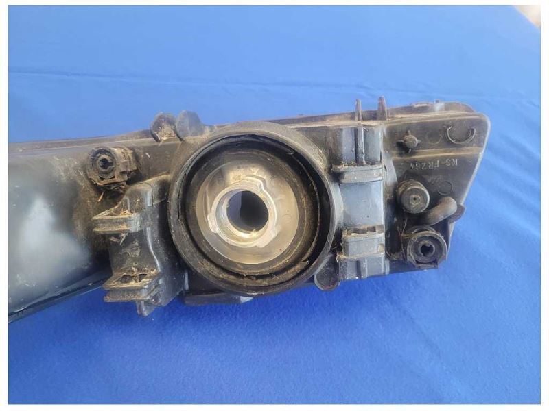 1999-2004 Ford Mustang Cobra SVT DOHC Passenger Front Headlight Lamp *Fade* 2570 - The Parts Farm