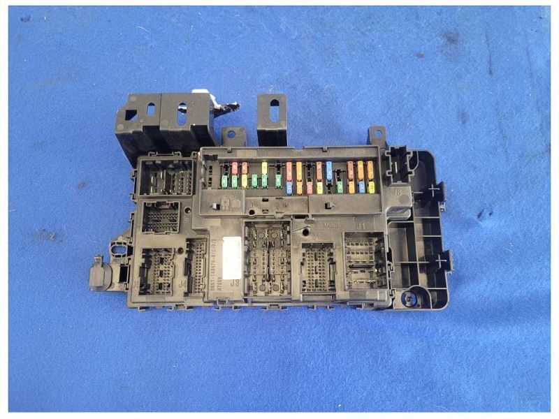 2021 Ford Mustang GT S550 Coupe Body Control Module BCM Wire Fuse Front 2560 - The Parts Farm