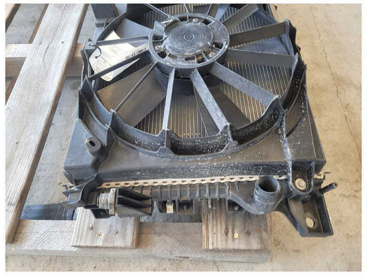 2015-2017 Ford F150 4x4 Pickup Truck Radiator Fan Condenser Engine Cooling 2576