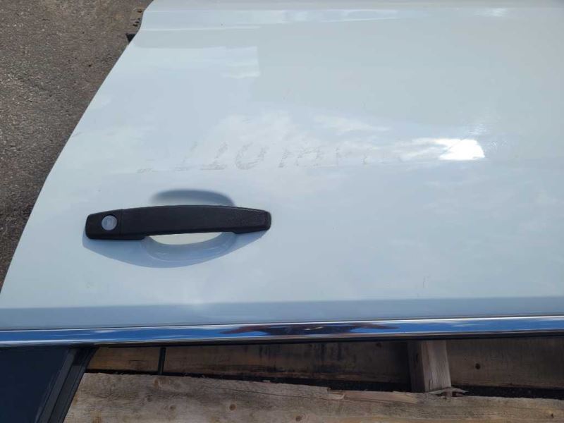 2014-2017 Chevrolet Caprice 6.0L Sedan Driver Left Front Door Shell Paint White - The Parts Farm