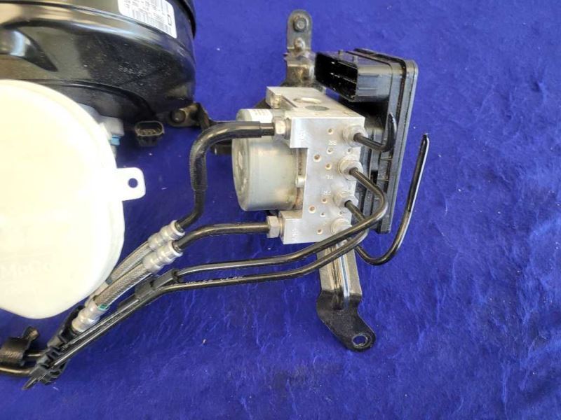 2015-2017 Ford Mustang GT S550 Power Brake Booster No PP ABS Module 2407 - The Parts Farm