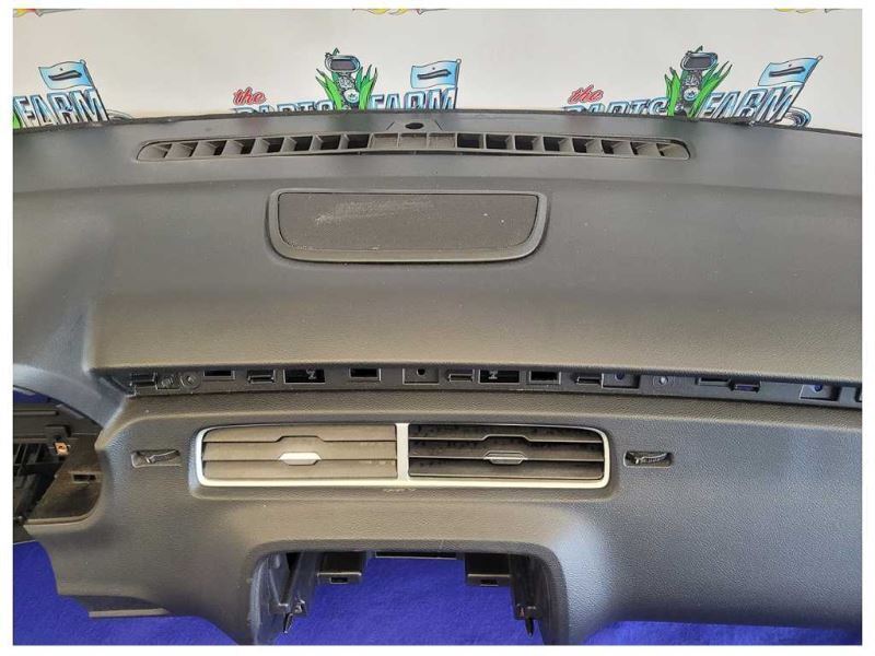 2010-2011 Chevrolet Camaro SS Dash Panel Premium Audio System UQ3 2332 - The Parts Farm