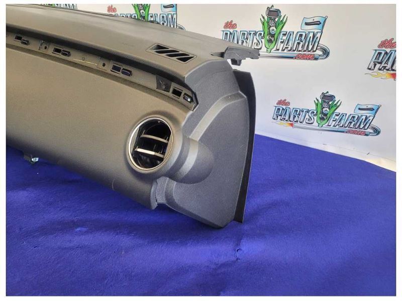 2010-2011 Chevrolet Camaro SS Dash Panel Premium Audio System UQ3 2332 - The Parts Farm