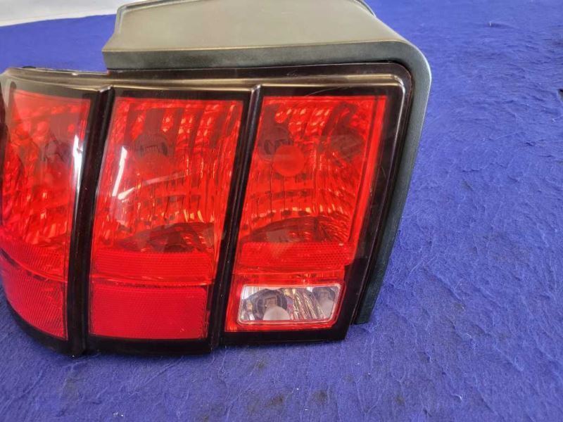 1994-2004 Ford Mustang GT Cobra Rear Passenger Right Taillight Brake Lamp 1041 - The Parts Farm