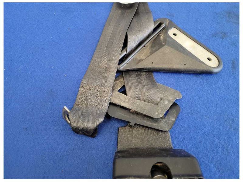 1993 Chevrolet Camaro Z28 Coupe Passenger RH Front Seat Belt Retractor 2546 - The Parts Farm
