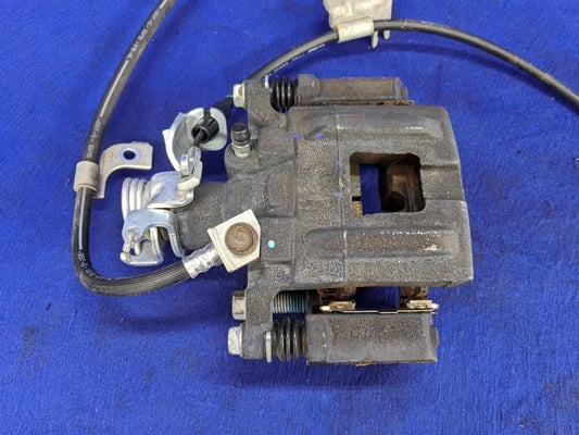 2015-2020 Ford Mustang GT 5.0L Coyote Passenger Front Right RH Pad Hose OEM