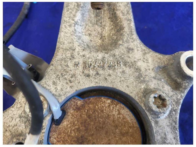 2001-2004 Chevrolet Corvette Z06 FRC C5 Passenger Front Spindle Knuckle 2082 - The Parts Farm