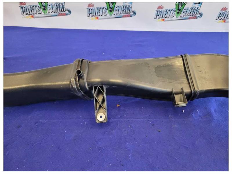 2011-2015 Audi R8 V10 Coupe Driver Left Air Intake Tubes Ducts Rear 2136 - The Parts Farm