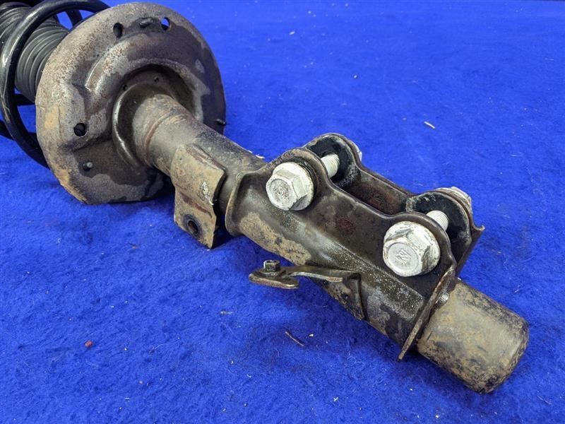 2013-2015 Chevy Camaro Right Side Passenger Strut Spring Front SS Opt FE4 - The Parts Farm