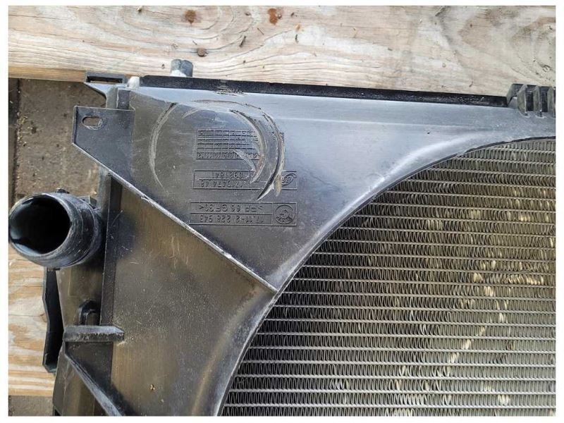 2001-2006 BMW M3 E46 M/T Coupe Radiator Condenser Shroud Engine Cooling 2445 - The Parts Farm