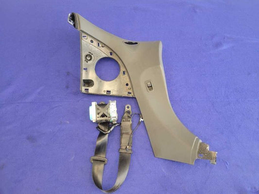 2014 Audi R8 V10 Plus Coupe Driver Left Seat Belt Retractor Cover 2136