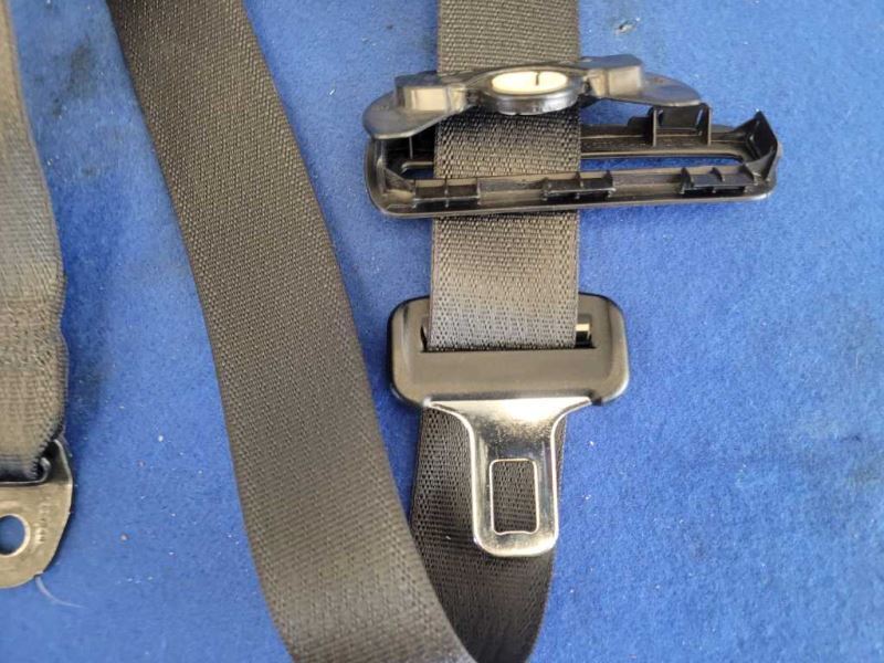 2015-2022 Dodge Charger 6.4L Scat Pack Rear Back Seat Belt Retractor 2414 - The Parts Farm