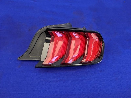 2018-2023 Ford Mustang GT S550 Passenger Right Tail Light Lamp Brake Lens OEM - The Parts Farm