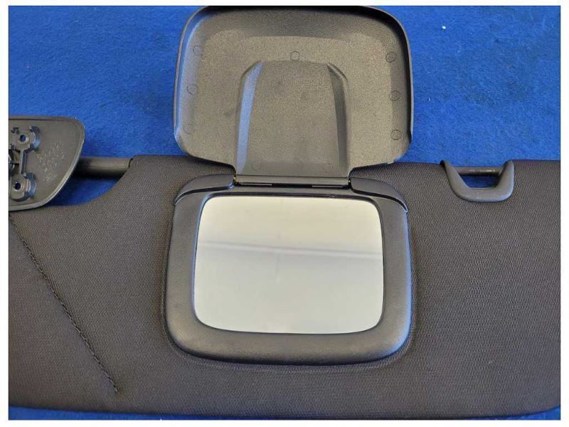 2010 Ford Mustang GT 4.6L Pair Coupe Sun Visors Shade Mirror 2491 - The Parts Farm