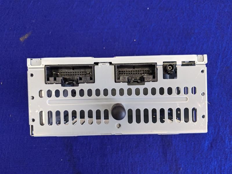 2018-2019 Ford Mustang GT S550 Audio Radio Screen Receiver AM FM Info Screen - The Parts Farm