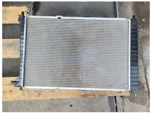 2003-2004 Ford Mustang Cobra SVT DOHC Radiator Fan Condenser Cooling Front 2349