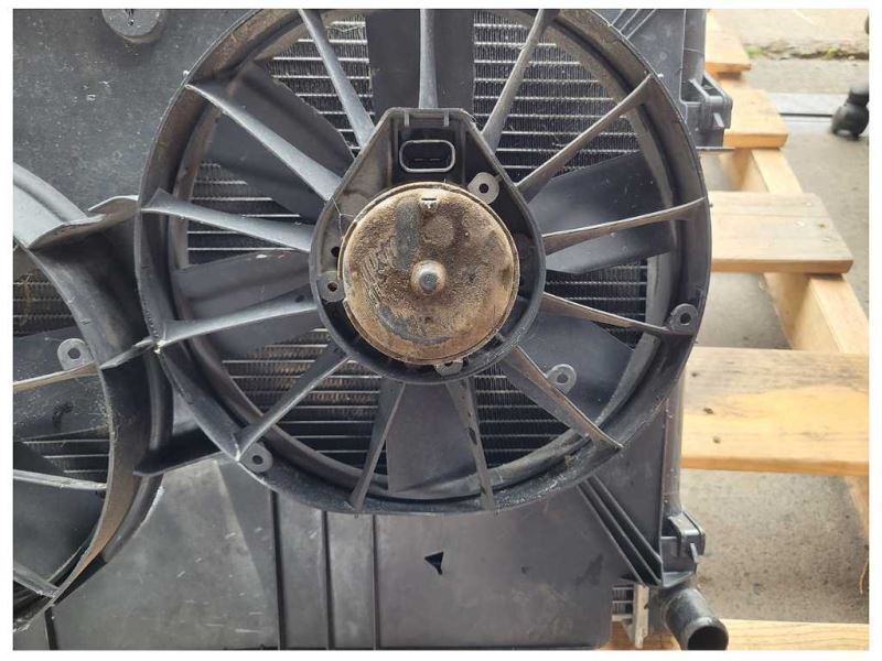 1997-2004 Chevrolet Corvette FRC Z06 C5 Front Radiator Condenser Fan 2082 - The Parts Farm