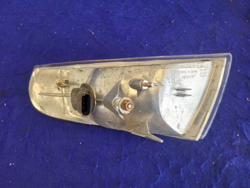 1996-1998 Ford Mustang Cobra GT Front Passenger Turn Signal Marker Light 2402 - The Parts Farm
