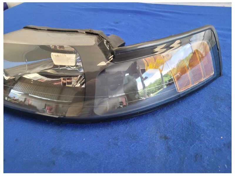 1999-2004 Ford Mustang Cobra SVT DOHC 4.6L Driver Front Headlight Lamp 2573 - The Parts Farm