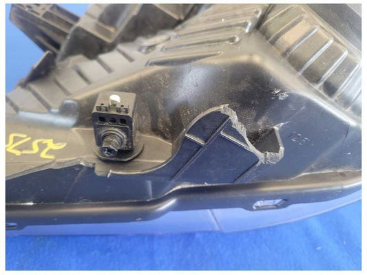 2015-2017 Ford F150 Pickup Truck Driver Headlight Halogen Lamp Light Front 2575