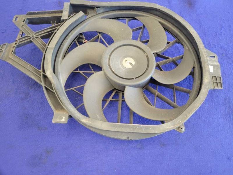 1999-2001 Ford Mustang Cobra SVT DOHC 4.6L Fan Cooling Front Engine 2276 - The Parts Farm