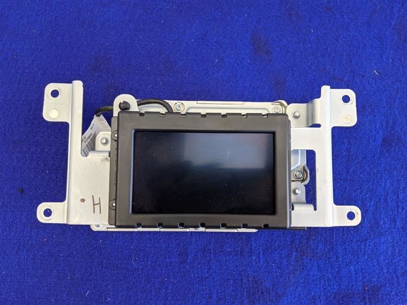 2018-2019 Ford Mustang GT S550 Audio Radio Screen Receiver AM FM Info Screen - The Parts Farm