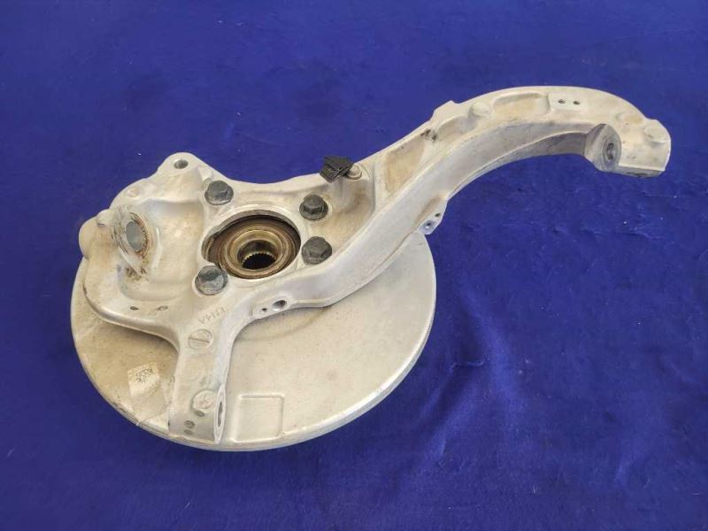 2019-2021 Chevrolet Silverado RST 6.2L 4x4 Driver Front Spindle Knuckle Hub 2099 - The Parts Farm