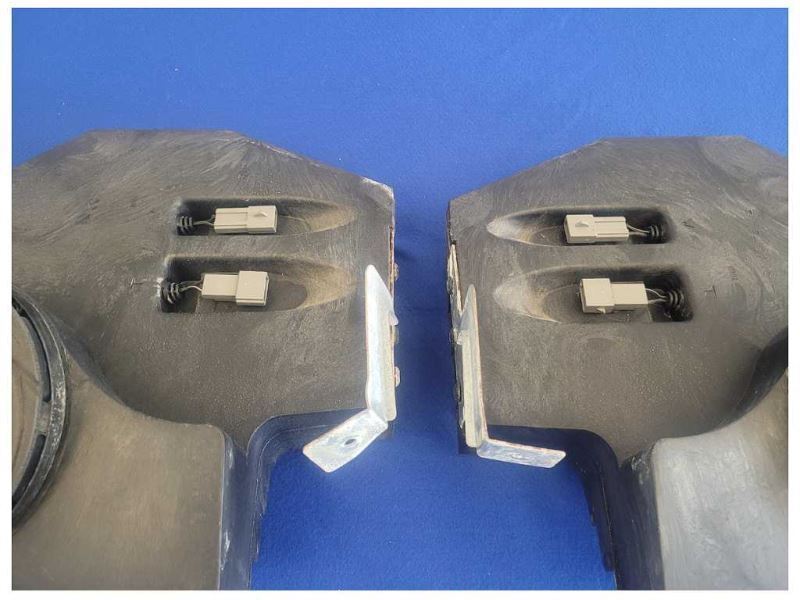 1999-2004 Ford Mustang Cobra SVT DOHC Convertible Speaker Rear Box Side 2570 - The Parts Farm