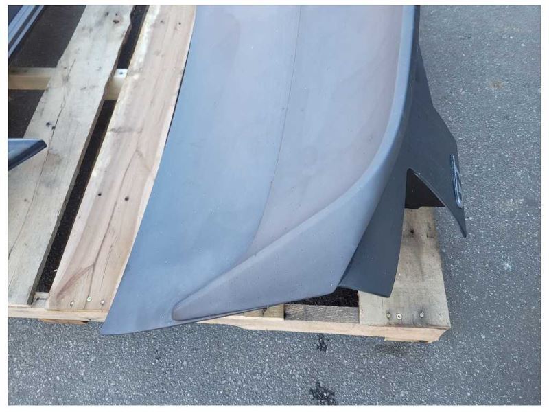 1999-2004 Ford Mustang GT 4.6L Rear Back Deck Lid Truck Wing Paint Peeling 2474 - The Parts Farm