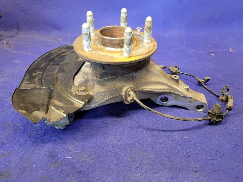 2016-2020 Cadillac CTS V 6.2 LT4 Sedan Front Passenger Right Spindle Knuckle - The Parts Farm