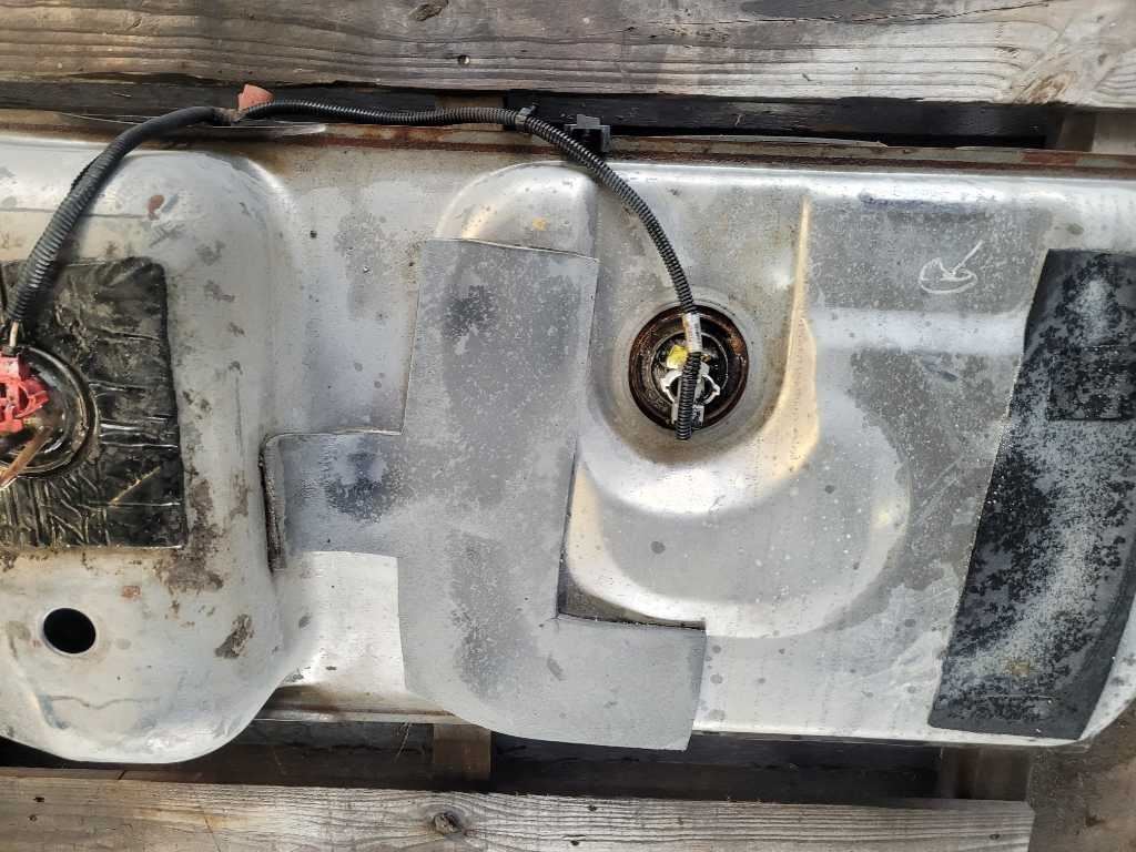 1987-1993 Ford Mustang GT LX 5.0L Fuel Tank Gas Bladder Pump 15.4 Gallons 2603 - The Parts Farm