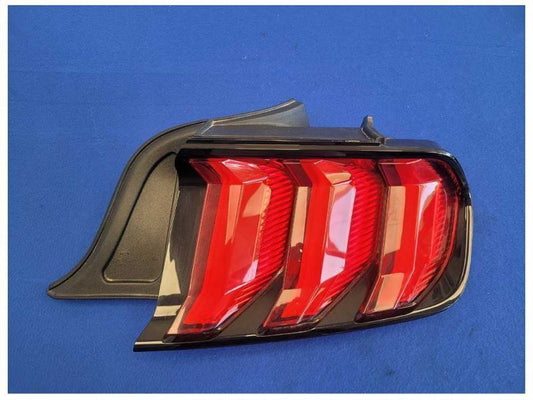 2018-2023 Ford Mustang GT S550 Passenger Rear Tail Light Brake Lamp 2574 - The Parts Farm