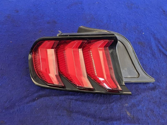 2018-2023 Ford Mustang GT S550 Driver Left LH Tail Light Lamp Brake Lens OEM - The Parts Farm