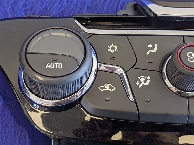 2014-2017 Chevrolet SS Caprice Sedan Temperature A/C Heat Control Panel OEM - The Parts Farm