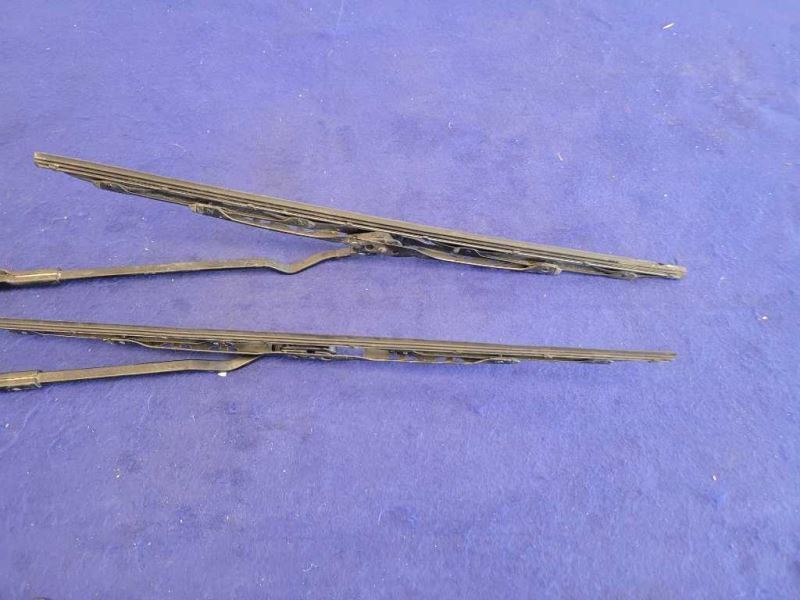 1999-2004 Ford Mustang Cobra SVT DOHC 4.6L Windshield Wiper Arm Blade Wipe 2276 - The Parts Farm