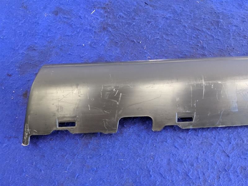 2005-2009 Ford Mustang GT Passenger Right RH Rocker Panel Moulding NEW TAKE OFF - The Parts Farm