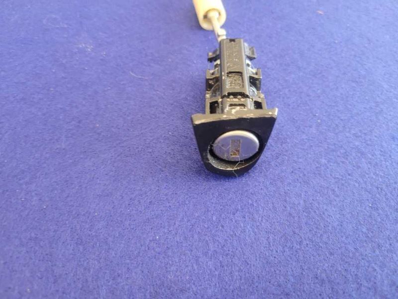 2017 Porsche 911 Turbo 991 Driver Coupe Inner Door Latch 2421 - The Parts Farm