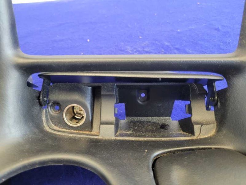 1997-2004 Chevrolet Corvette FRC Z06 C5 Bezel Radio AC Vent Dash Center 2052 - The Parts Farm